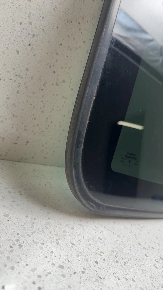 2010 2011 2012 2013 2014 Subaru SUBARU LEGACY Roof Glass (glass Only) Foto 4 de 4