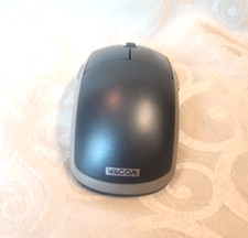 Wacom Intuos3 ZC-100-00 Bluetooth Wireless Gray 5 Button Design Ergonomic Mouse