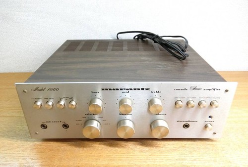 Marantz Model 1060 Stereo Integrated Amplifier 30+30W RMS Vintage 1971