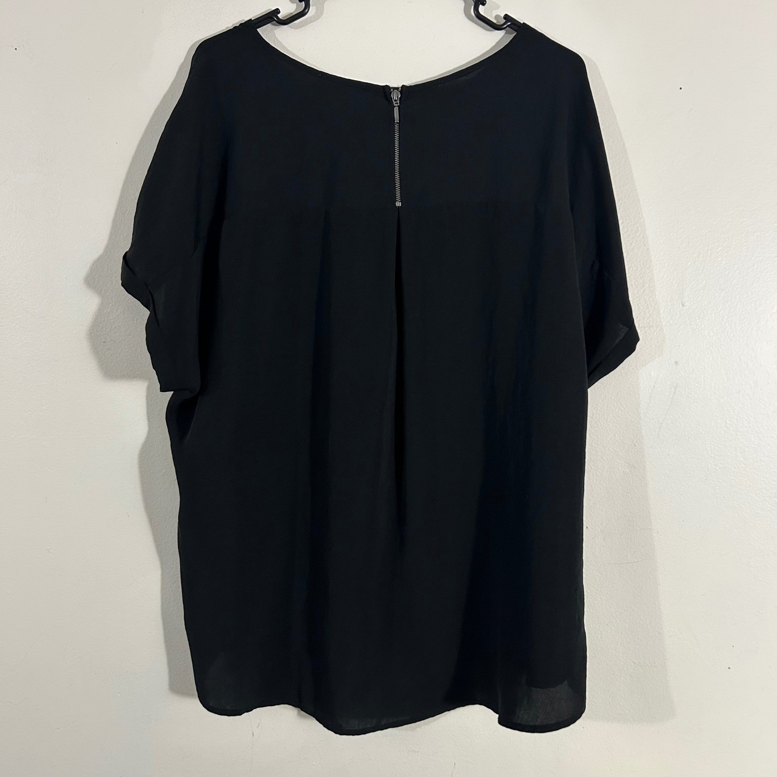 Unbranded Blouse Women XL Black Excellent Button Tab Sleeve Zipper Back CHIC image 7