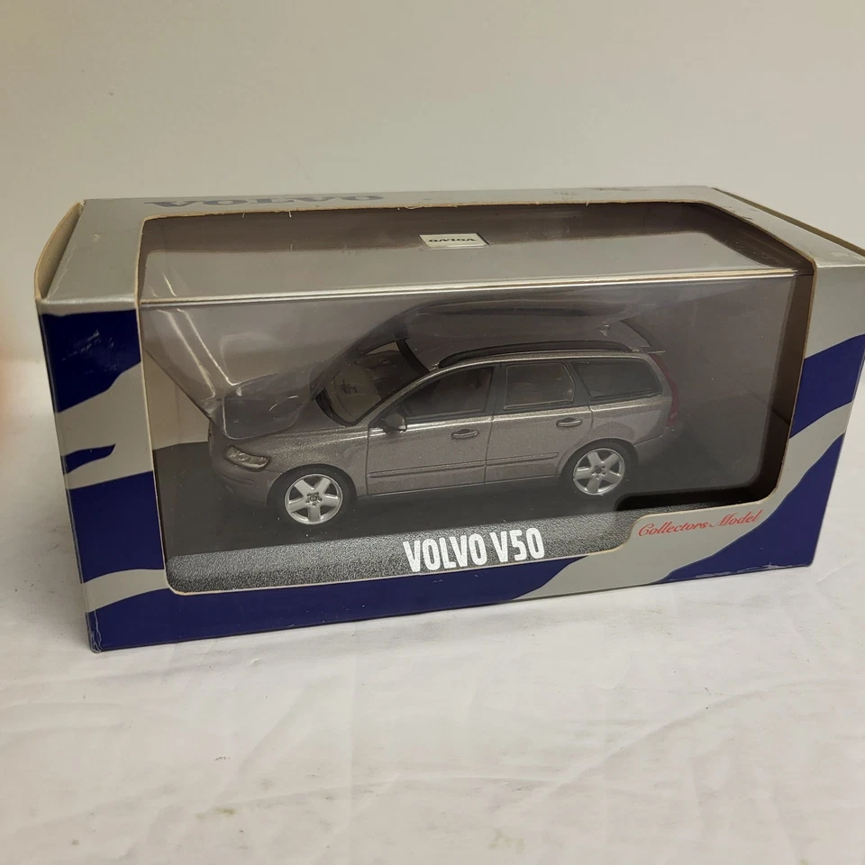 Volvo V50 Estate 2003 Dar Grey 1:43 Minichamps - Image 2 of 4