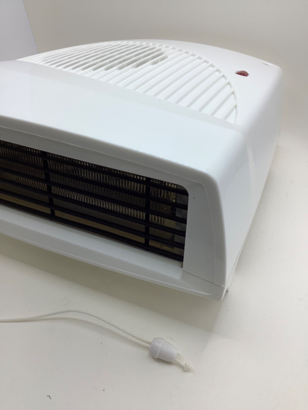 DIMPLEX FX20VE 2KW BATHROOM DOWNFLOW FAN HEATER WALL MOUNTED TIMER