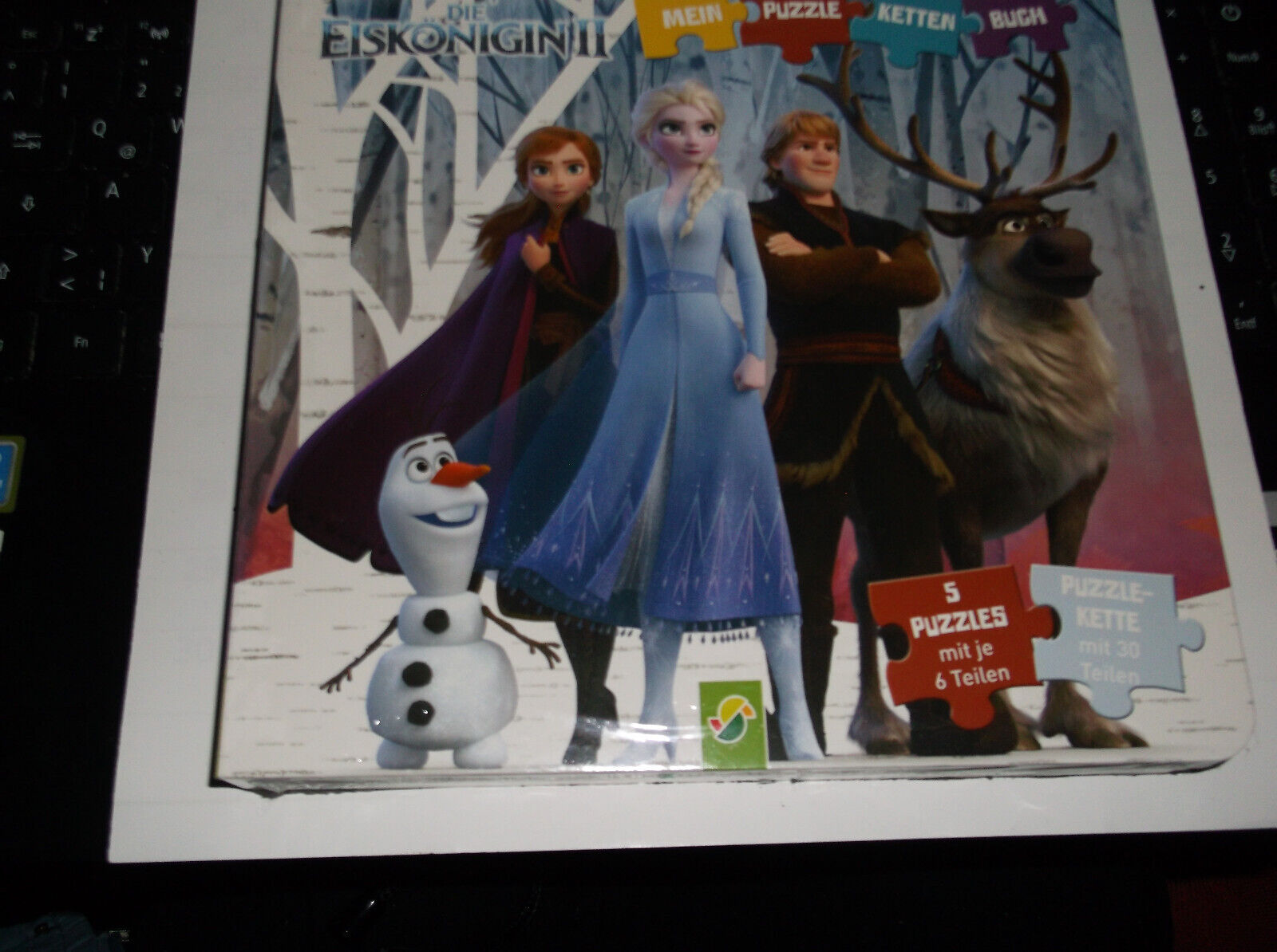 Thumbnail - Disney Die Eiskönigin 20 X 20 X 2,2 Cm Mit 5 Puzzle Je 6 Teile Ergeben