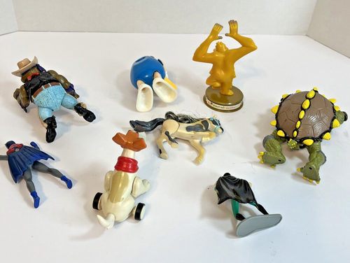 VGT Action Figure Batgirl, King Louie, Robin, M&M, Dodger Dog,Ninja 8 total - Picture 8 of 14