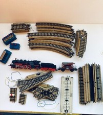 TRENINO MARKLIN MADE GERMANY ANNI '60 CON TANTI PEZZI