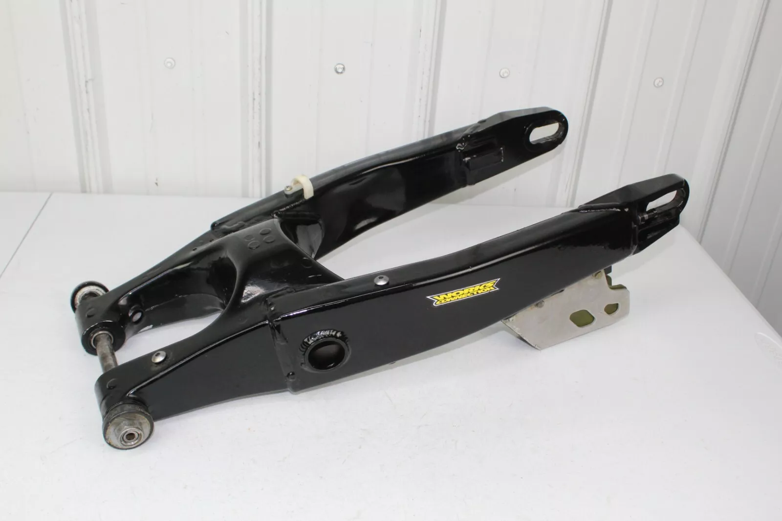 1996 Yamaha YZ250 OEM Swingarm assembly 4SR-22110-00-00 1996 Yamaha YZ250 OEM Swingarm assembly 4SR-22110-00-00