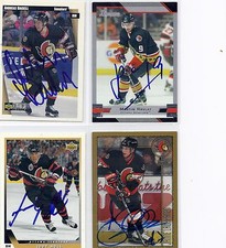 1993 UD #112 Jody Hull Ottawa Senators Signed Hockey Card 