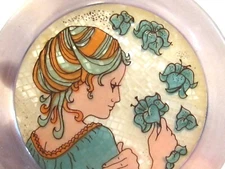 RARE 1960's LEA STEIN SERIGRAPHY PIN BROOCH ROUND w LADY & LILLIES GREAT COLORS