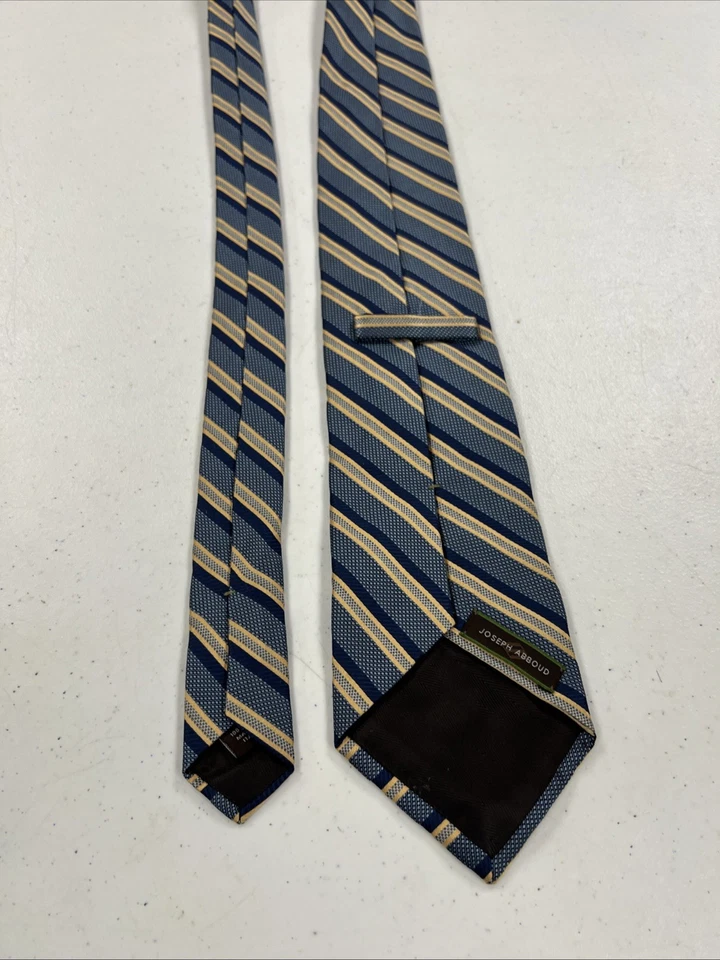 Corbata de cuello de seda azul marino y amarillo Joseph Abboud para hombre $118 Foto 3 de 4