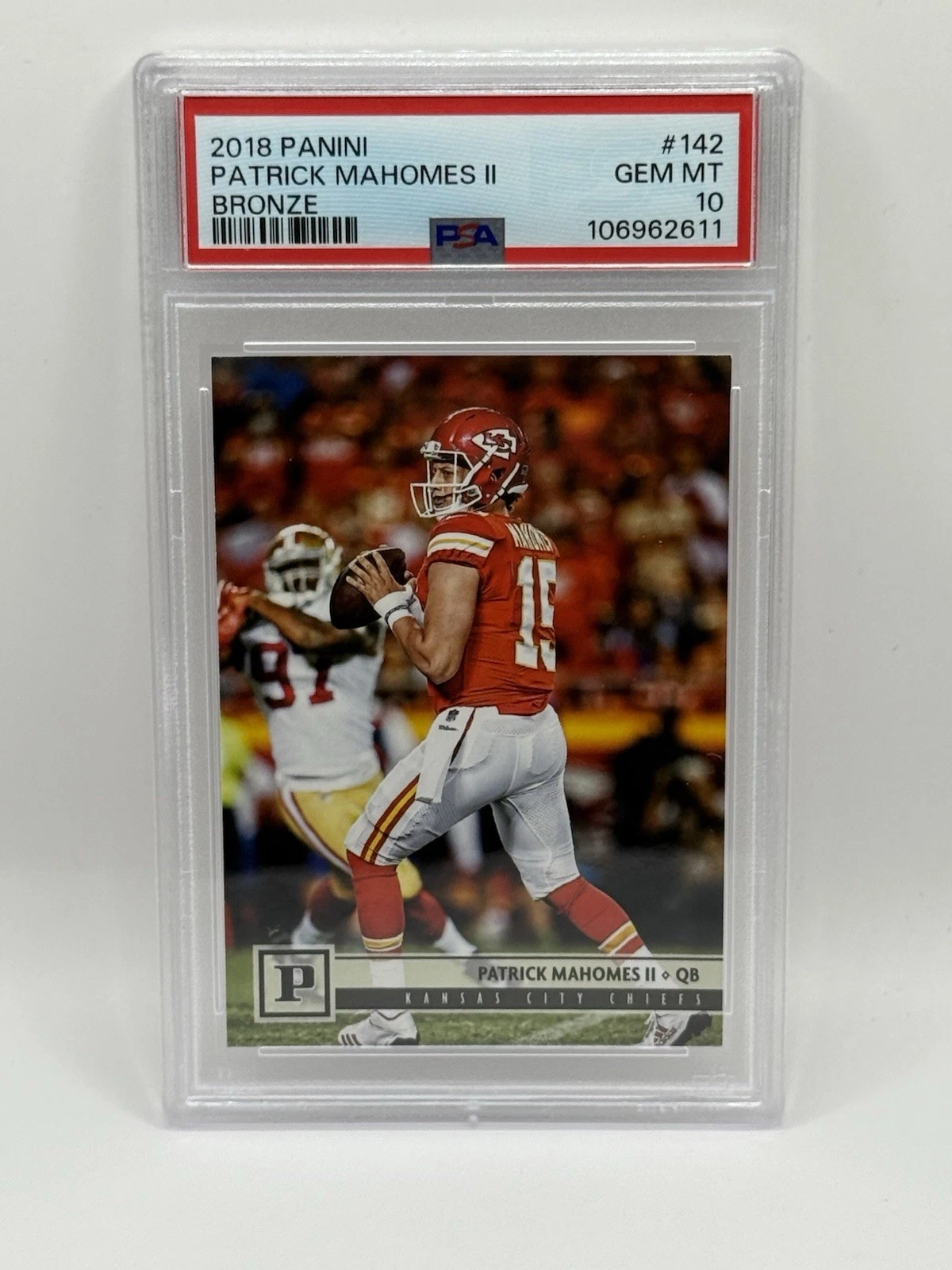 Patrick Mahomes trading card