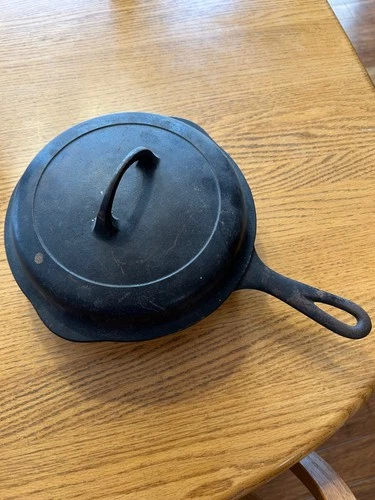 #6 Griswold Cast Iron Skillet With #6 1096 Self Basting lid