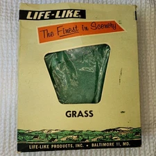 Life-like Products Grass 12 oz Vintage Train Layout