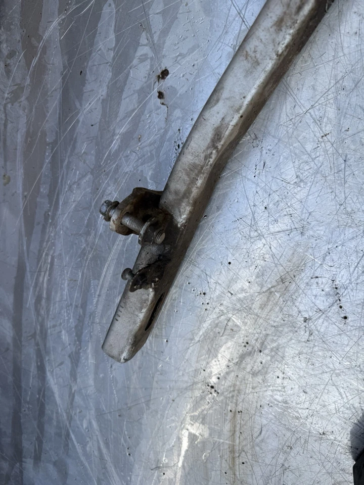 Bastidor de suspensión basculante Yamaha SRX600 SRX 600 OEM genuino vintage VMX Foto 3 de 4