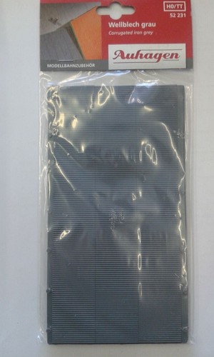 HO Plastic sheet 200x100mm (2) cladding brown Auhagen 52232 | UK