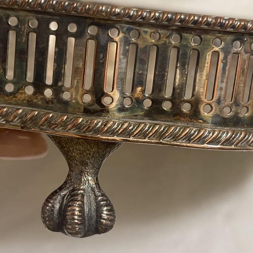 Sheffield Silver On Copper Tray Scalloped 9.75x2.25, England - Picture 6 of 7