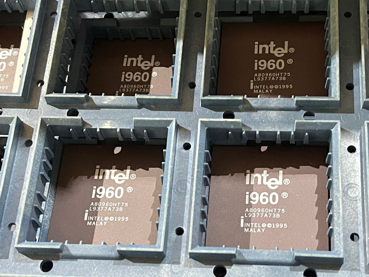 i960 Intel CPU A80960HT75 L9377A73B GOLD Ceramic PGA New! Vintage