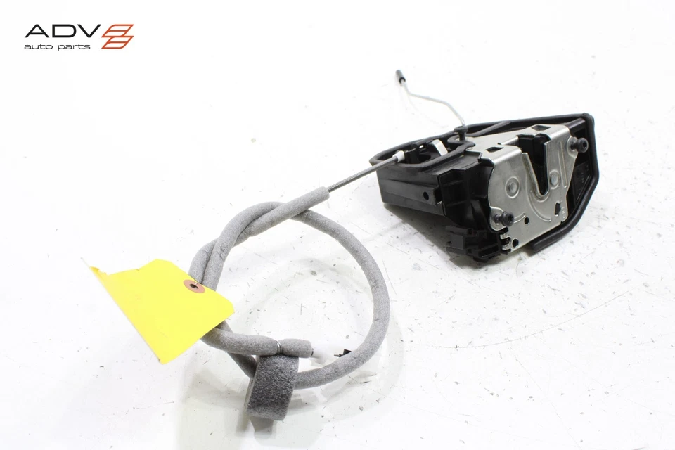 BMW M235i M240i 230i F22 2014-2021 actuador de cierre de puerta lateral derecho OEM Foto 2 de 4