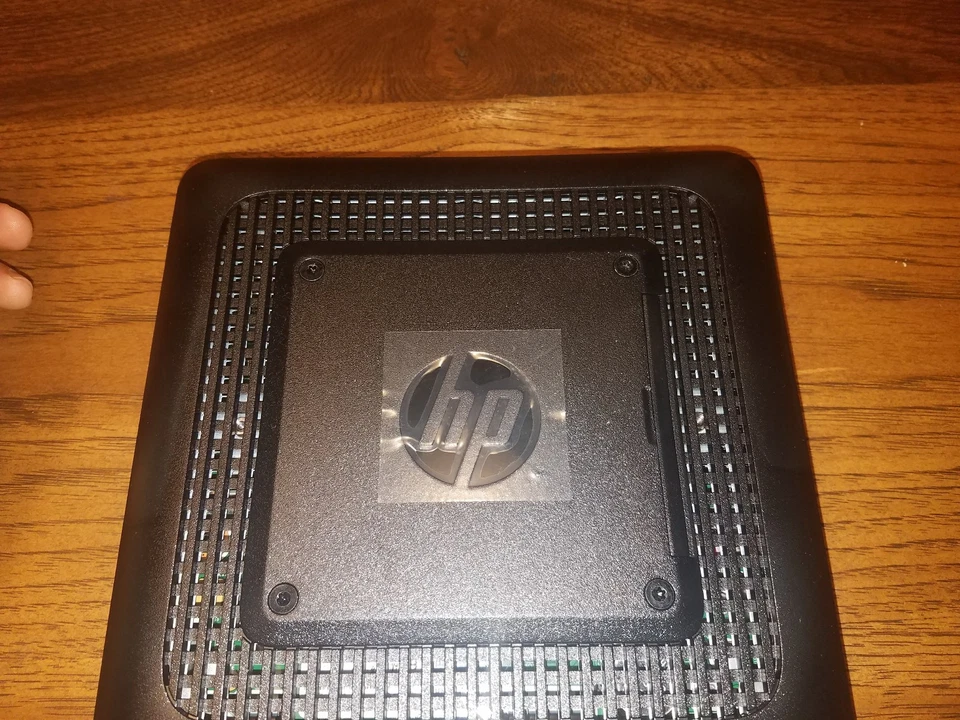 HP T520 Flexible Thin Client Desktop - Black - (G9F08AT#ABC) - Image 4 of 4