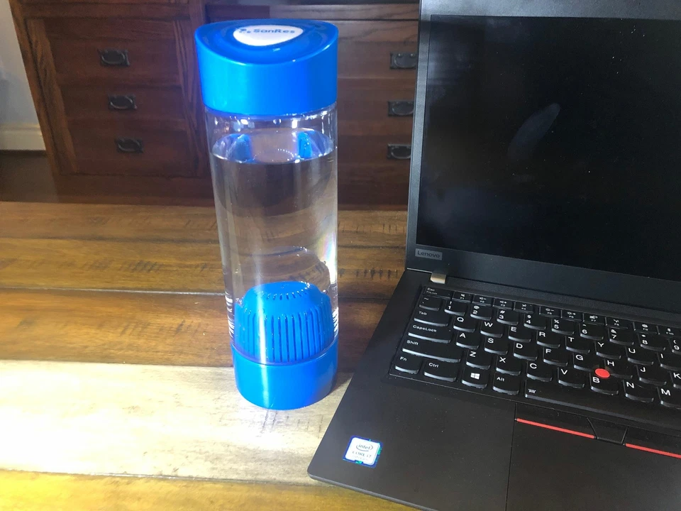 Alkaline Water Bottle Bundle with Three Replacement Filter Cartridge - Image 3 of 4