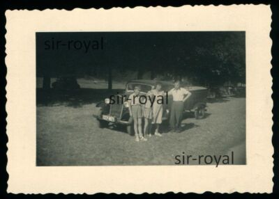 Family Front Car with Trailer - 1940s 1950s - Vintage Passenger Car Vehicle - Photo 8x5cm