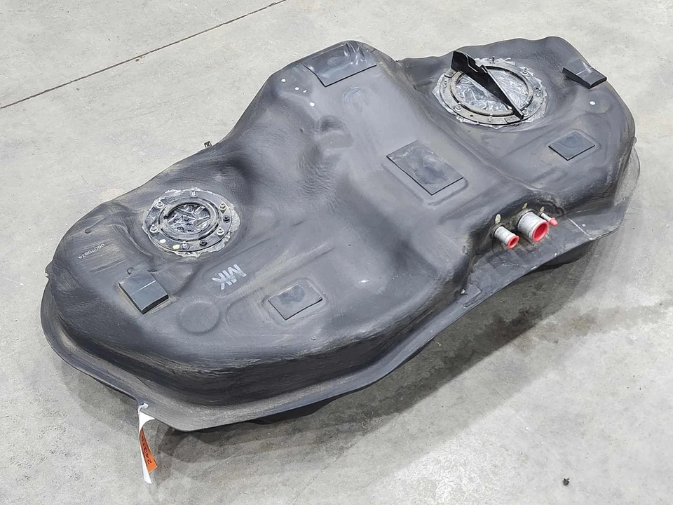 Conjunto de tanque de combustible tanque de gasolina Subaru Forester WRX XV genuino OEM 42012FJ041 Foto 2 de 4