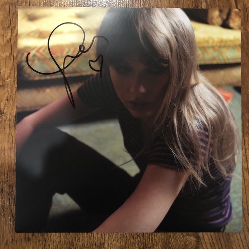 Taylor Swift Midnights Mahogany SIGNED Vinyl WITH HEART and Star Confetti - Picture 2 of 7
