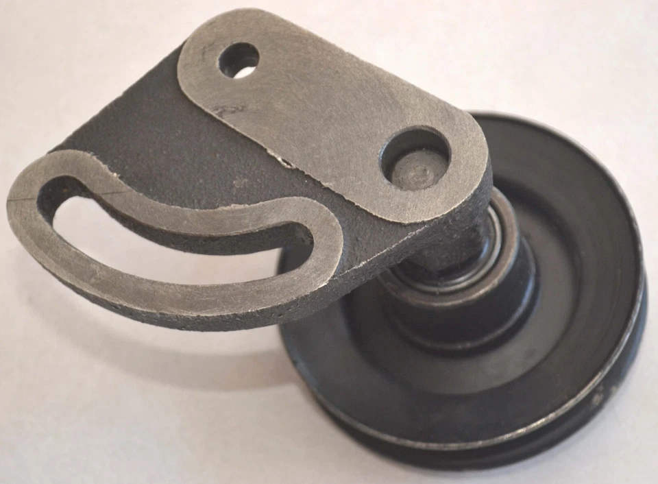 Nuevo de Lote Antiguo Ford & Thunderbird 1965-1966 Polea Ralentí y Soporte, 1965-1968 Fairlane Foto 4 de 4