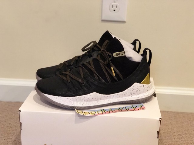 curry 5 black and gold