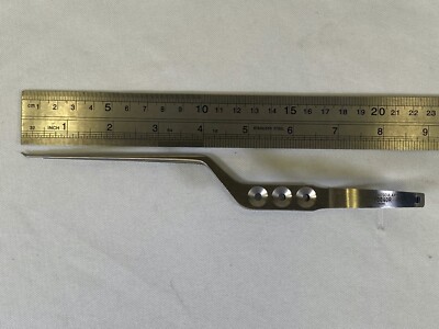 Aesculap FD040R Bayonet Micro Form Scissors Curved Upward Blade