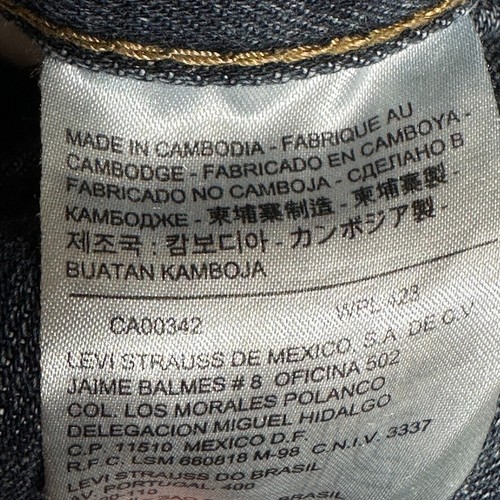 Men's Levi’s 505 34x30 Distressed Dark Wash Denim 100% Cotton - Picture 9 of 13