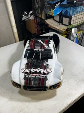 Traxxas Slash Body