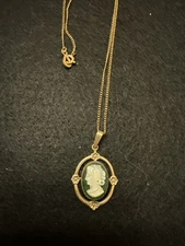 Vintage 1/20 14K GF AMCO Mother Of Pearl Cameo Necklace