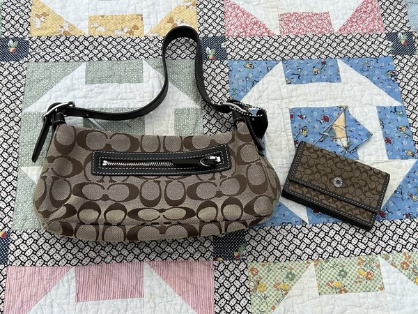 COACH Vintage Y2K Demi Signature Jacquard Baguette Shoulder Bag & Wallet