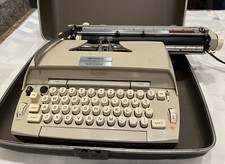 Sears Celebrity Electric typewriter S6EL 871.8300 With Case 1960s Or 1970s thumbnail