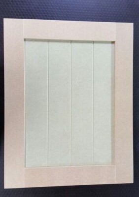 Handgefertigt/Maßanfertigung MDF Shaker Stil Küche Schrank Tür gerillt Ref 4