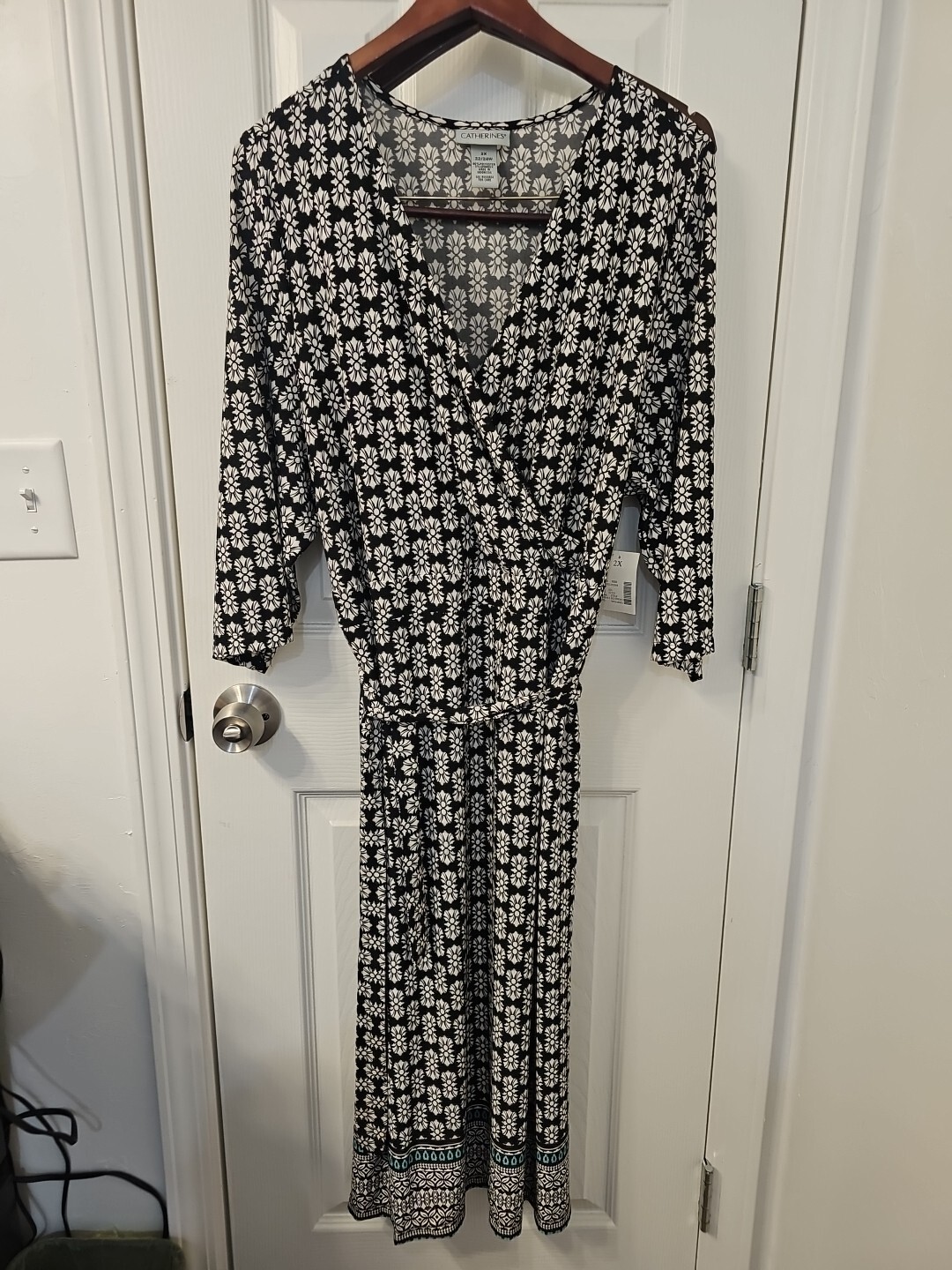 Catherines Maxi Dress Womens 2X Faux Wrap Tie Stretch Black White Teal NWT-image