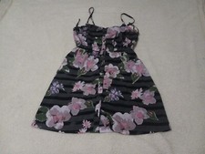 Forever 21 Women multicolor Cocktail Dress M bottom up, pockets lined