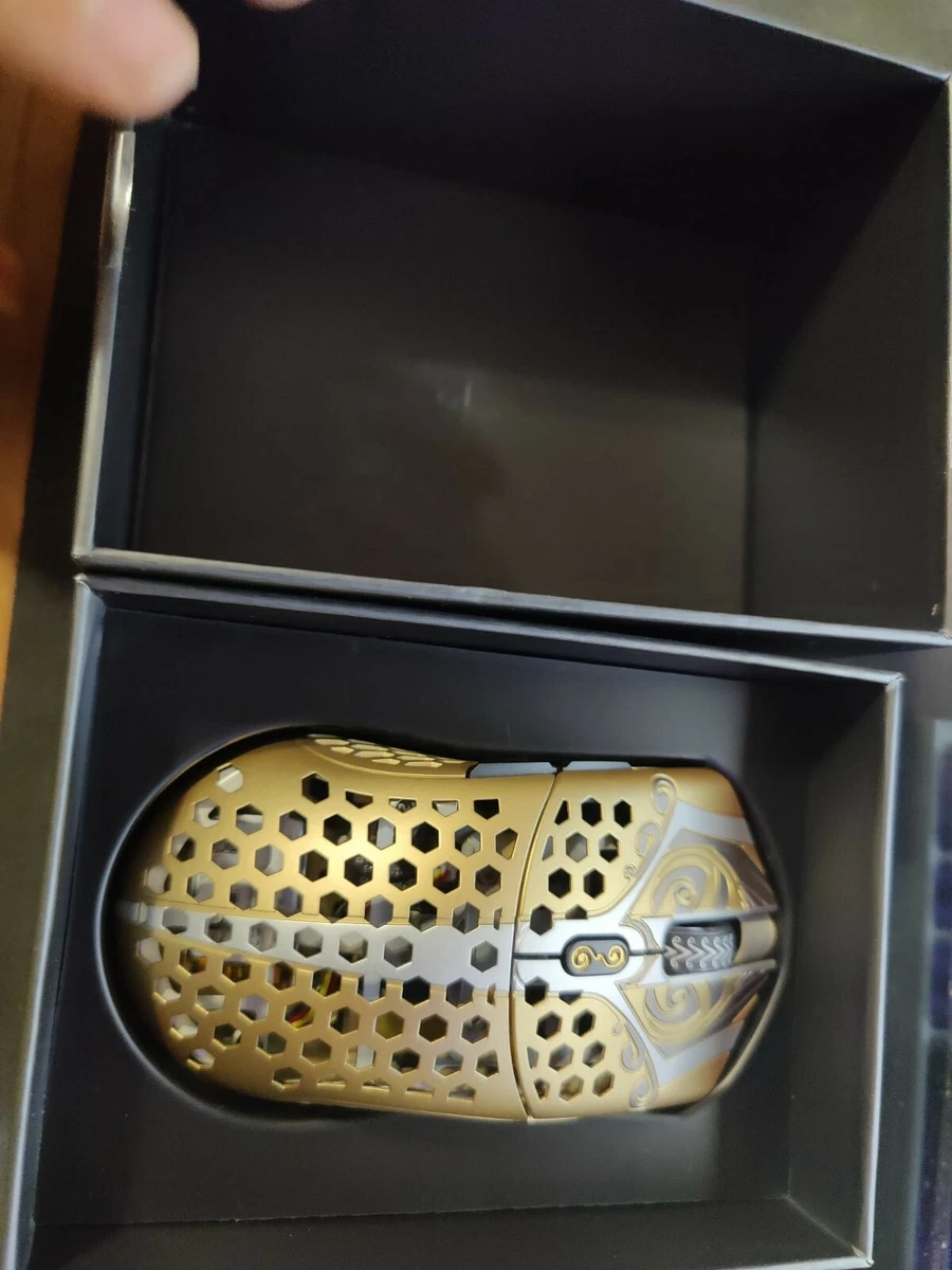 Finalmouse Starlight-12 Achilles size M | eBay