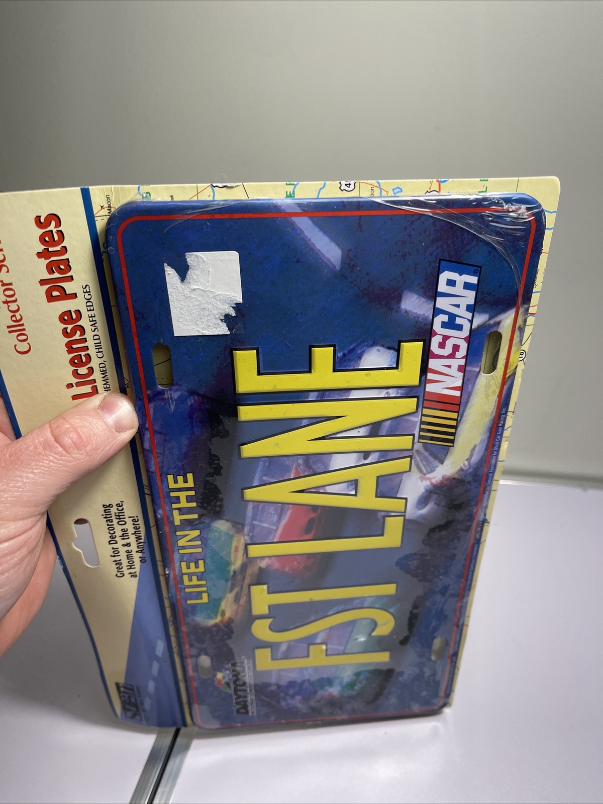 NASCAR Daytona Speedway Souvenir License Plate "LIFE IN THE FAST LANE