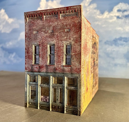 BUILT HO Scale Abandoned Commercial Main Street Building Model (Models By Mark)
