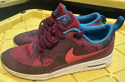 Nike Air Max Thea N7 Low Top Mesh Sneakers Burgundy/Red/Blue women s 8.5