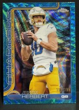 2025 Topps Chrome Football NFL Chargers Justin Herbert Aqua Wave Refractor /199