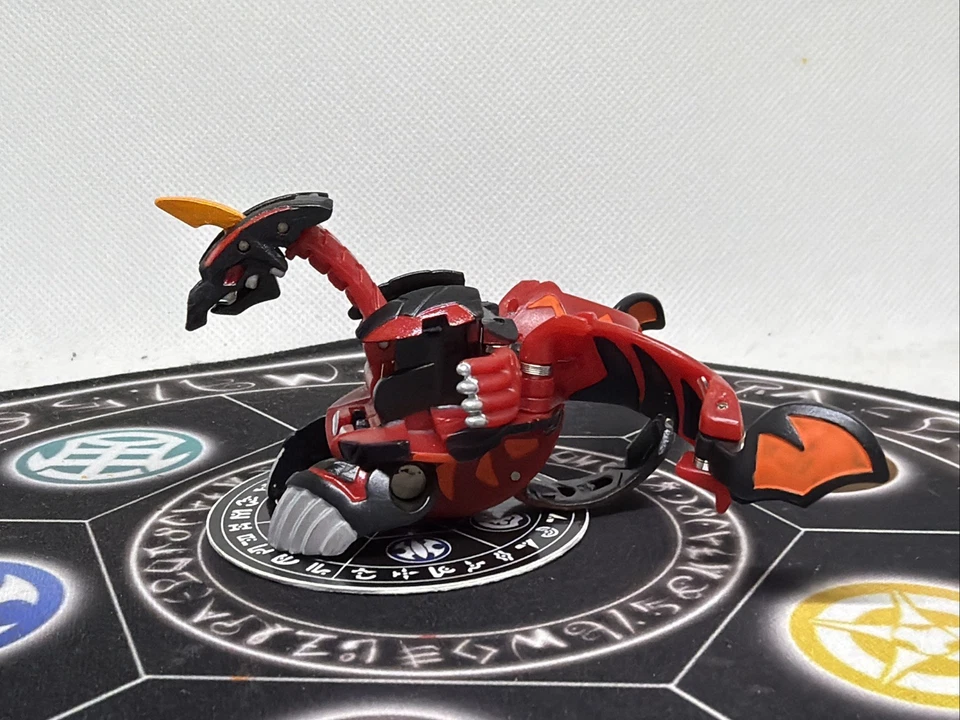 Bakugan Battle Brawlers Pyrus Hex Viper Helios Anime Color & Card Painted - Image 4 of 4