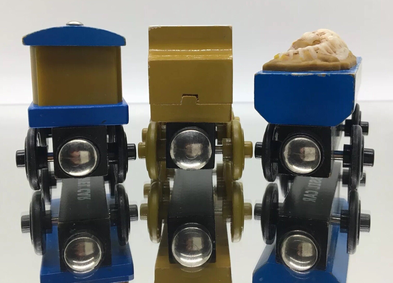 wooden railway stepney