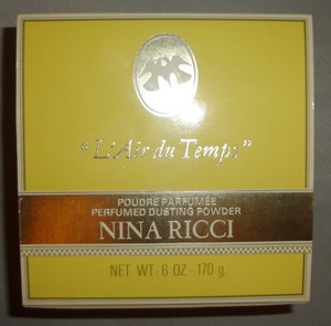 Vintage Nina Ricci L'Air du Temps Dusting Powder Set (France), 170 g/6 oz. NIB