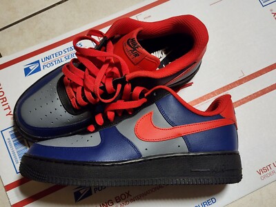 NIKE Air Force 1 