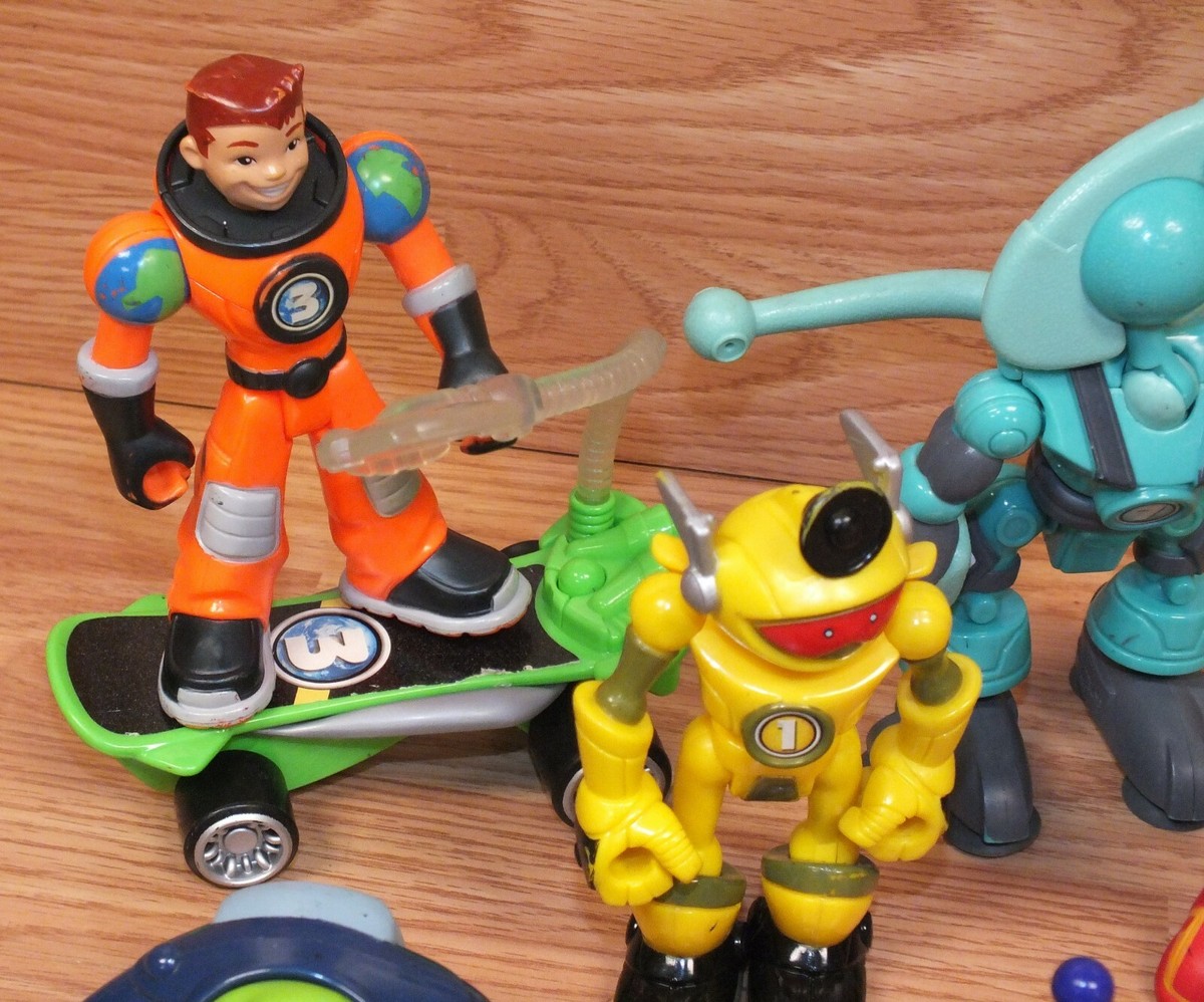 Mixed Lot of 8 Planet Heroes Multi Character Action Figure Toy Lot