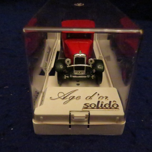 Solido Modifiée SB 1/43 - Citroen C4F Pick Up | UK Solido Modifiée SB 1/43 - Citroen C4F Pick Up | UK