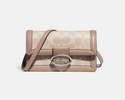 convertible belt bolsa in signature canvas