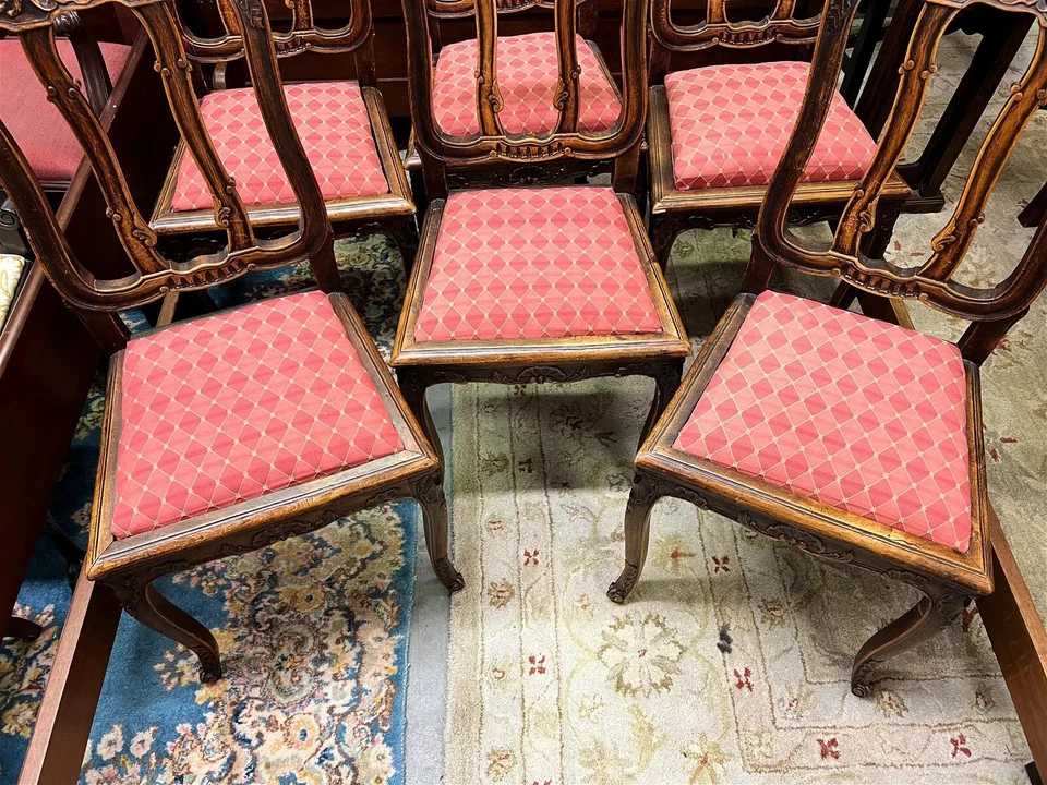 Набор из 6 резных обеденных стульев в стиле Людовика XV с деревянной рамой - Изображение 2 из 4